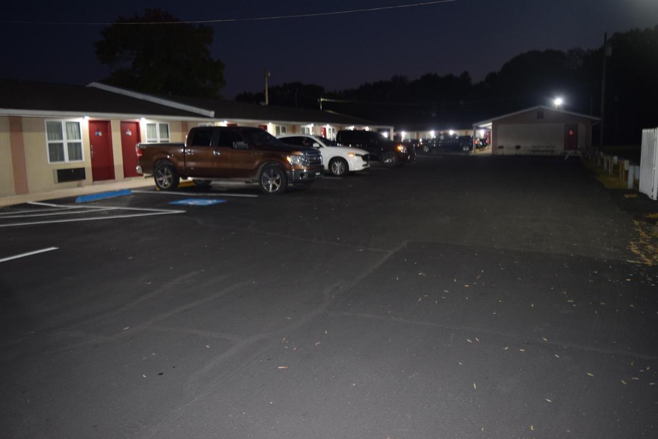 White Oaks Motel Pennsville/Carneys Point מראה חיצוני תמונה