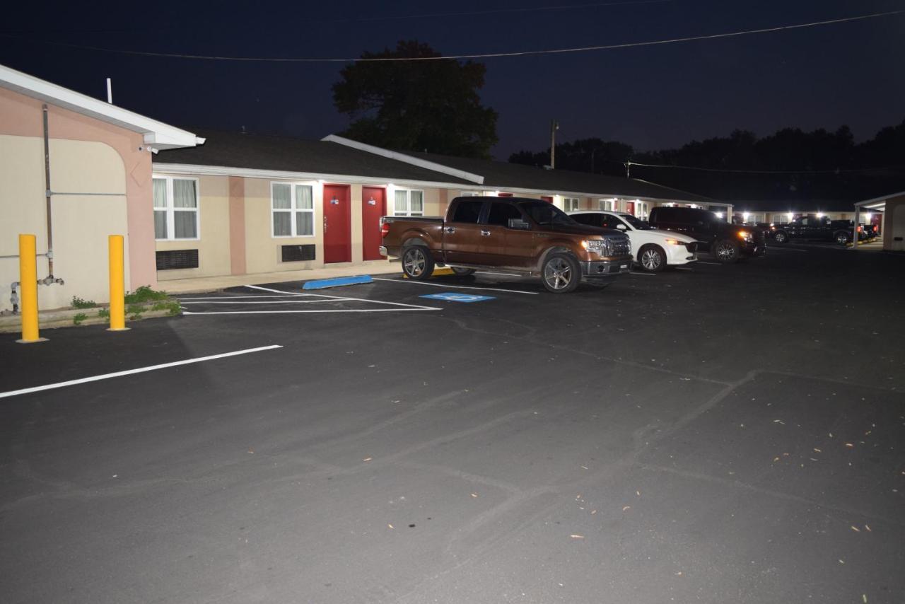 White Oaks Motel Pennsville/Carneys Point מראה חיצוני תמונה