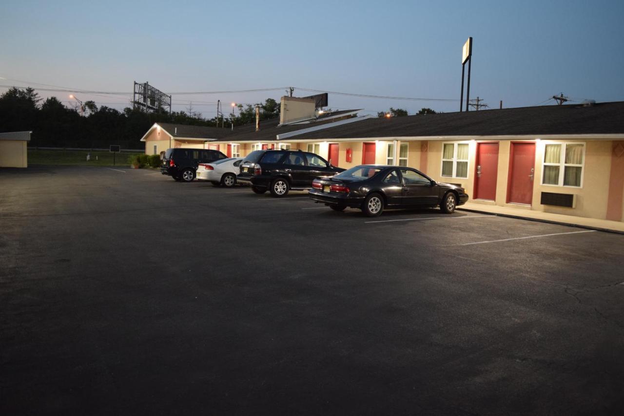 White Oaks Motel Pennsville/Carneys Point מראה חיצוני תמונה